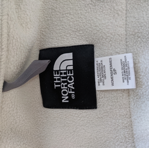 The Northface women's zip up jacket - Picture 5 of 7